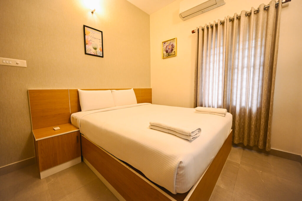 Castilo Inn Bonheaur - Bedroom